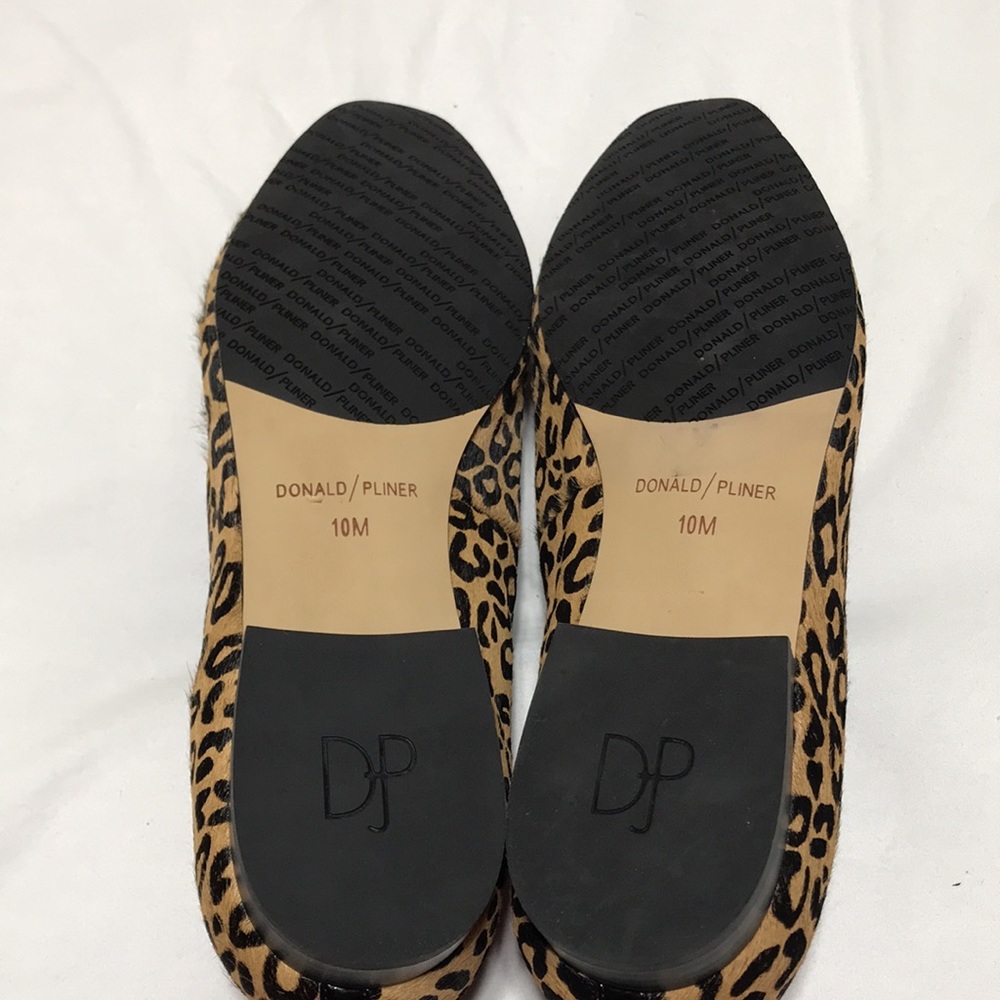 Donald Pliner cheetah flats. EUC - Picture 6 of 8